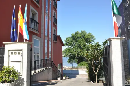 Hotel Crunia I A Coruña Отели в г. Comarca de A Coruna