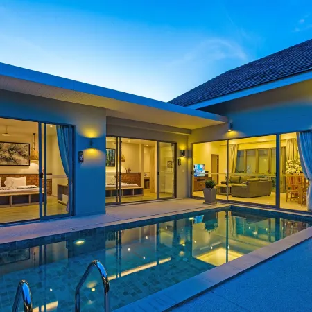 Yipmunta pool villa phuket