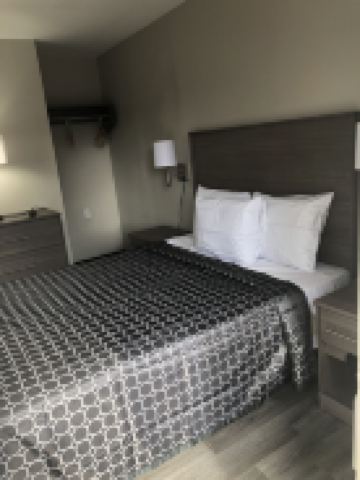 Trolley Stop Motel, Media ,Near PHL Airport PA