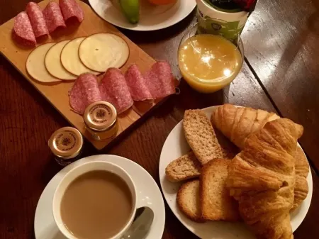 Highland Bear Lodge & Luxury Bear Huts