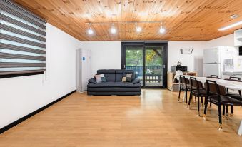 Gyeongju Haneulbichkids Poolvilla