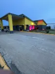 Travel Inn & Suites Hôtels à proximité de : Emporia Art’s Center