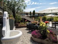 Lake Garda Resort Hotels in Moniga del Garda