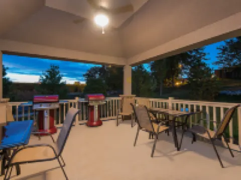 Candlewood Suites BLOOMINGTON by IHG Hotels in Bloomington