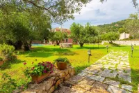 Villa Marina Large Private Pool Walk to Beach Sea Views A C Wifi Car Not Required - 2300 Hotel in zona Argostoli Lagoon