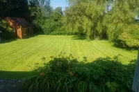 Lympne - 7 mins Channel Tunnel Hotels near Hayne House
