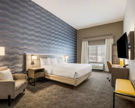 Comfort Inn & Suites Gaylord Hotels in Otsego County