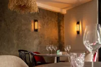 Hotel Four