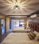 Naka Lodge