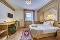 Hotel La Torretta Hotel a Temù