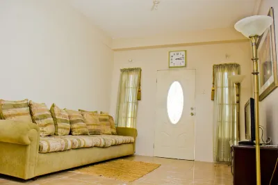 Port of Spain Breezy Guest Apartment Hotels in 