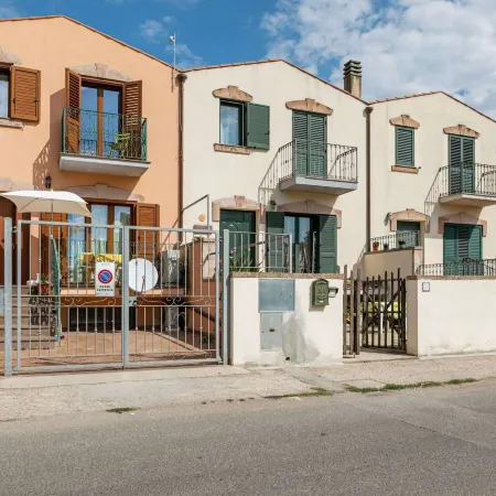 Relaxing Bosa Stay with Veranda Отели в г. Боса