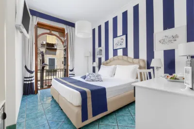 Hotel Herculaneum Hotels near College of the Augustales