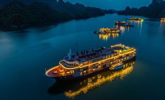 Aqua of the Seas Cruise Ha Long