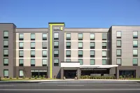 Home2 Suites by Hilton Milwaukee West Hotel a West Allis