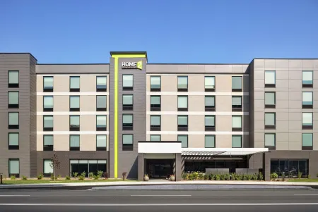 Home2 Suites by Hilton Milwaukee West