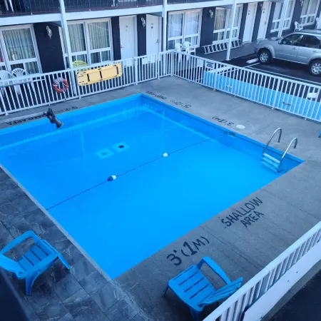 Choice Inn by the Falls