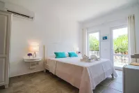 Aika Akvaryum Hotels near Bozcaada