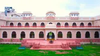 Br Resort & Club Hotels in Bhalaikhurd