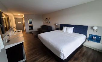 Microtel Inn & Suites by Wyndham Milford