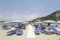 Hotel Serapo - Strand