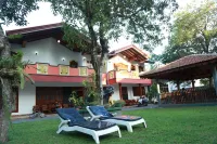 Sumal Villa - พร้อมอาหารเช้า