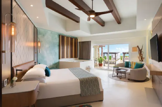 Hyatt Vivid Playa Del Carmen