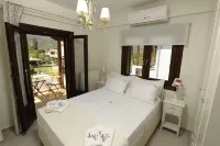 Levantes Villas