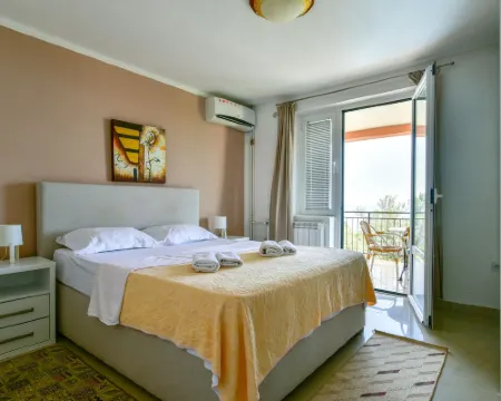 Apartments Kentera Lux โรงแรมในสเวติ สเตฟาน