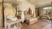 Khwan Beach Resort - Luxury Glamping and Pool Villas Samui - Adults Only Hotels in Ko Samuin kaupunkipiiri
