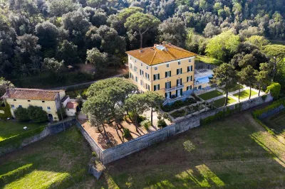 Hotel Villa Casanova Hotels in Massaciuccoli