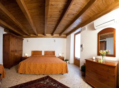 Camere di Ulisse Hotels in Pizzolungo