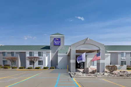 Sleep Inn DeWitt - Lansing North Отели в г. Бат Тауншип