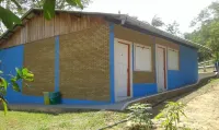 Amazon Eco Hostel Отели в г. 
