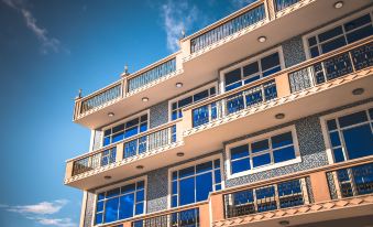 Abuharee Grand - Housity