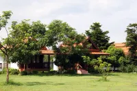 Plaifah Resort Ubon Hotels in 