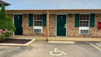 Rama Inn Bells - Jackson West Hwy 412 Hotel di Humboldt
