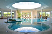 Royal Garden Palace - Families and Couples - 5-Star
