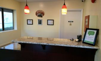 Jamestown Railtown Motel