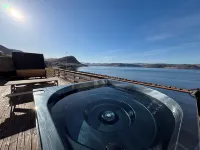 Hotel West Hotels in Vesturbyggð