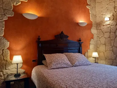 Résidence Royal Palmeraie Hotel dekat Eglise de Saint Pierre Les Aubagne