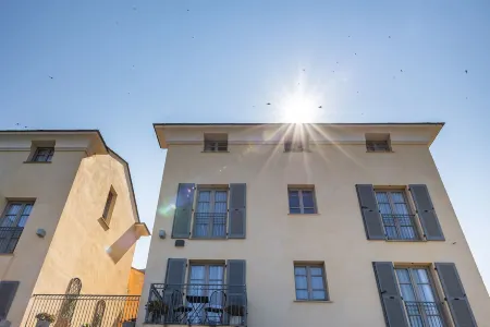 Hôtel des Gouverneurs Отели рядом с достопримечательностью «Scala santa»