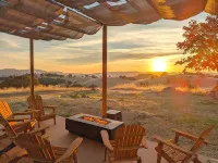 Wildhaven Yosemite Glamping Hotels in Mariposa
