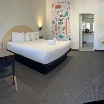 Ocean Palms Motel