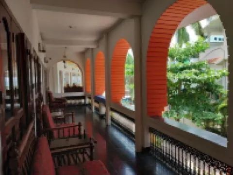 Beach Florra Inn