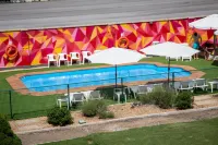 Hotel Restaurante Cadosa - Pools