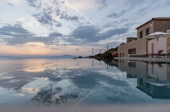 Villa Nupadi