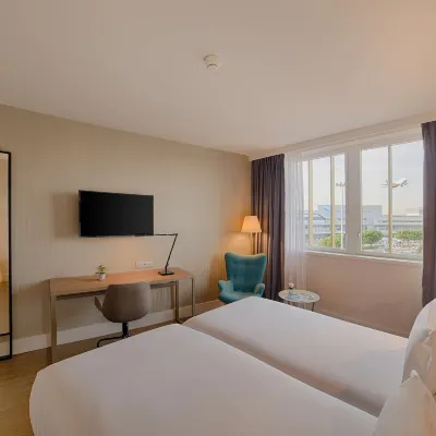 NH Toulouse Airport Hotels near Basilique St-Sernin