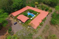 Hotel d'Lucia Các khách sạn ở Tárcoles