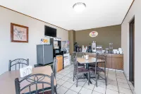 Super 8 by Wyndham Bowman Hotels in Bowman